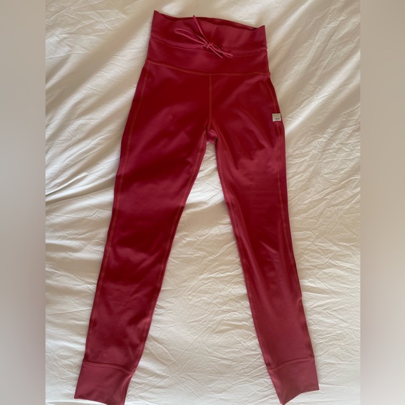 Vuori Pants - Vuori Daily Legging in Sierra Pink Size XS